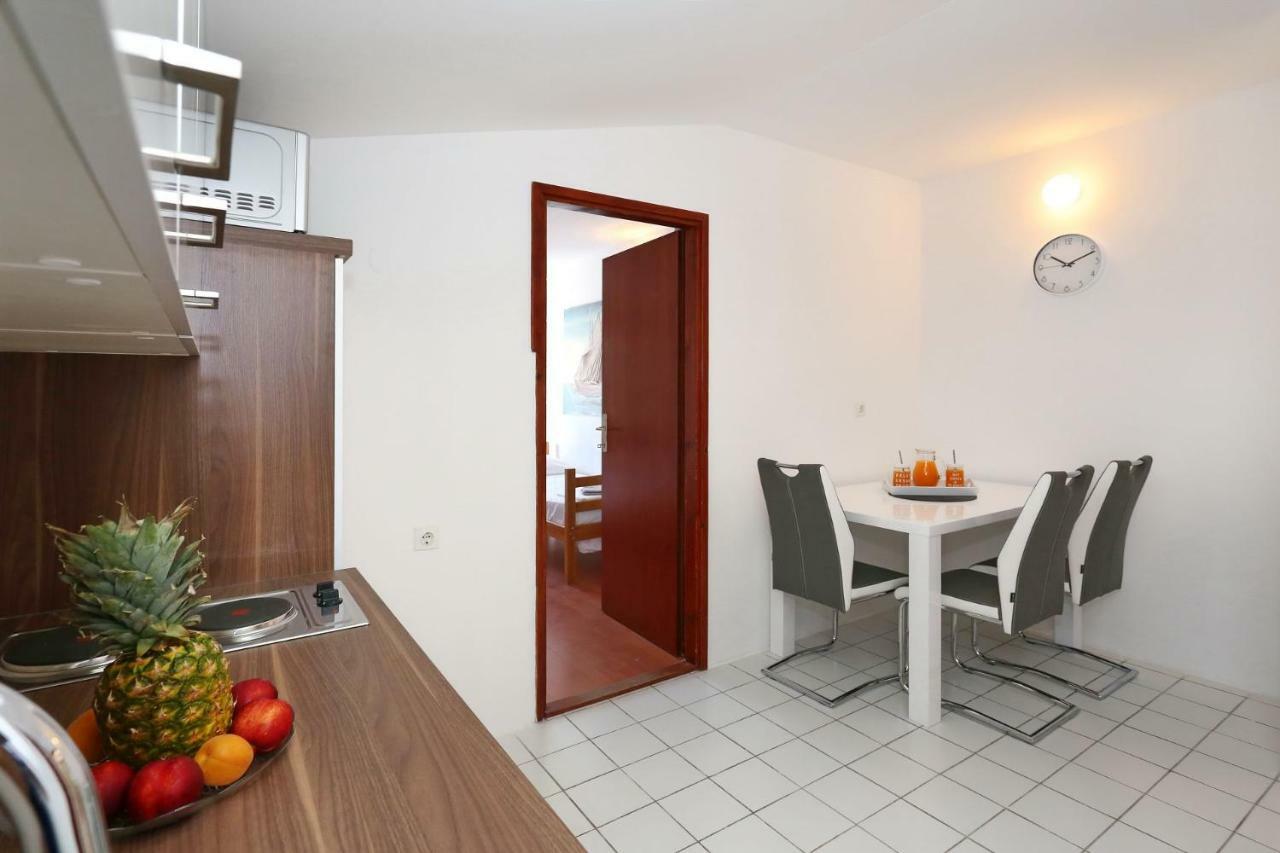 Apartments Golub Nin Exterior foto