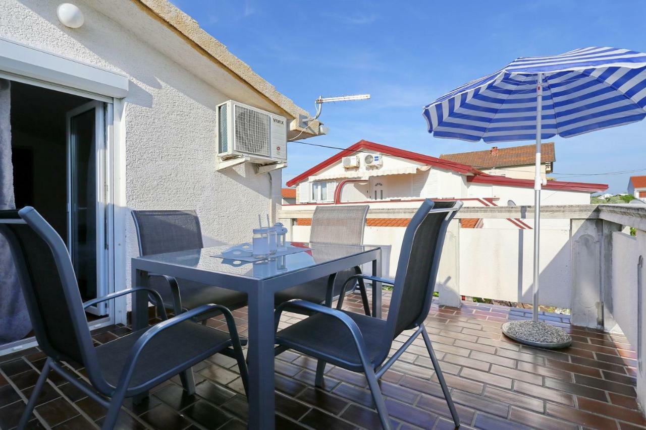 Apartments Golub Nin Exterior foto