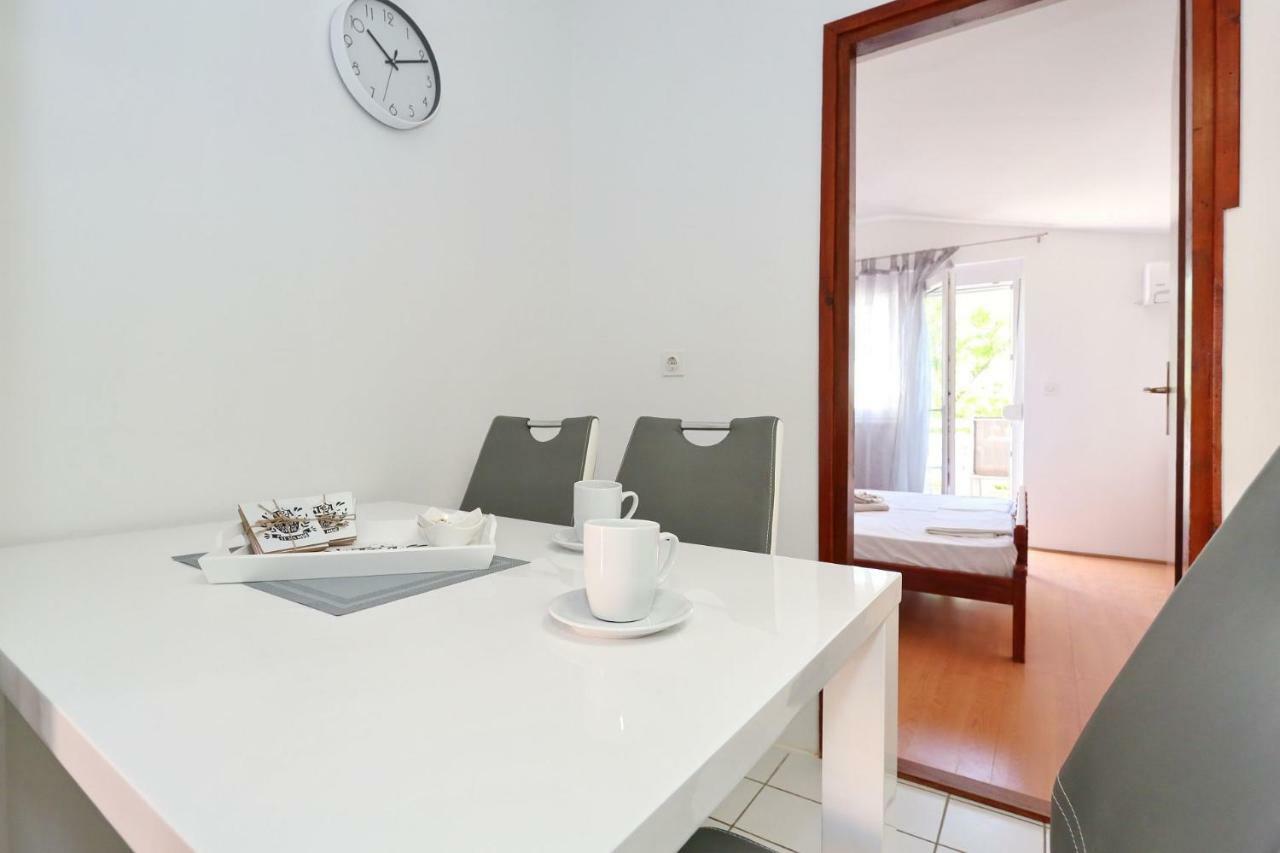 Apartments Golub Nin Exterior foto